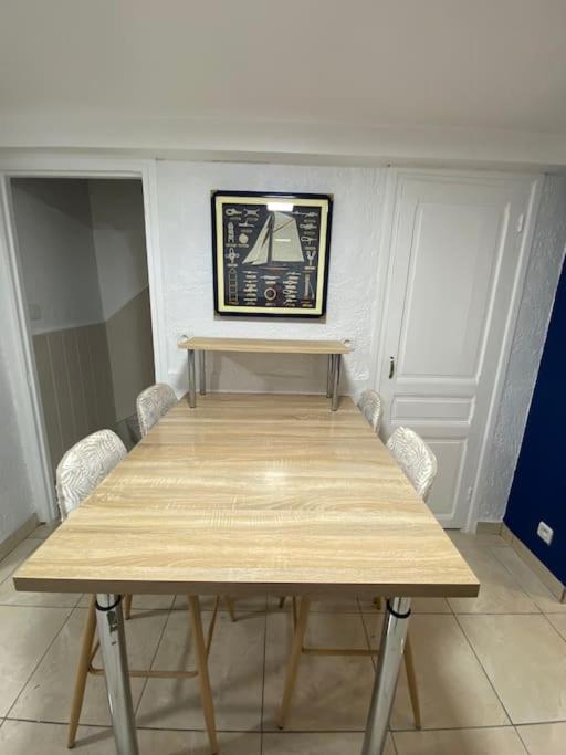Maison De Pecheur Typique Étaples Esterno foto